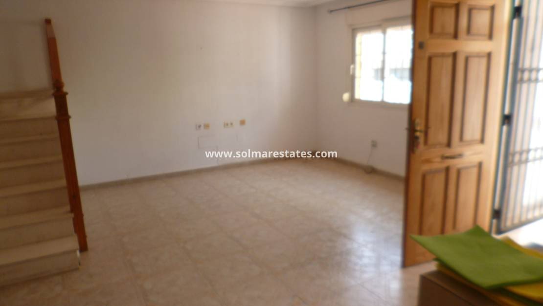 3 bedroom Semi-detached Villa for sale in Playa Flamenca with pool - € 299,000 (Ref: 9687619)