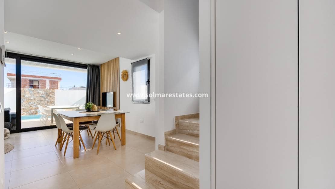 3 chambre Villa/Maison à vendre à Santiago de la Ribera avec piscine - 369 000 € (Ref: 9713454)