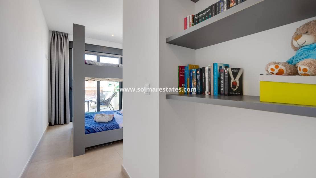 3 chambre Villa/Maison à vendre à Santiago de la Ribera avec piscine - 369 000 € (Ref: 9713454)