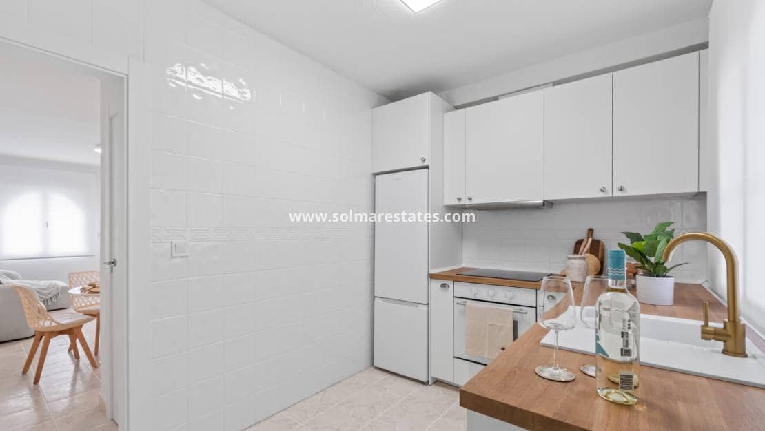 Casa de 2 habitaciones en La Florida en venta con piscina - 205.000 € (Ref: 9713456)
