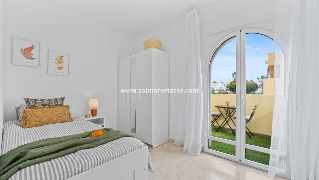 Casa de 2 habitaciones en La Florida en venta con piscina - 205.000 € (Ref: 9713456)