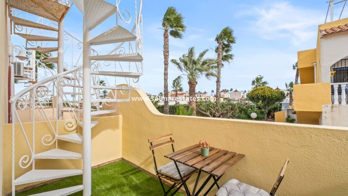 Casa de 2 habitaciones en La Florida en venta con piscina - 205.000 € (Ref: 9713456)