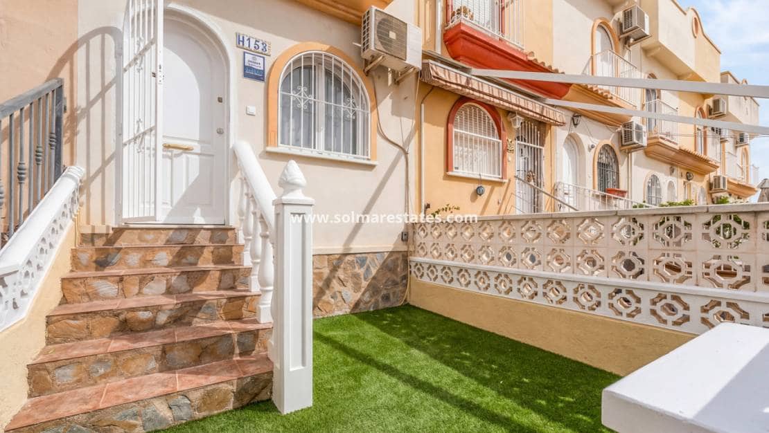 Casa de 2 habitaciones en La Florida en venta con piscina - 205.000 € (Ref: 9713456)