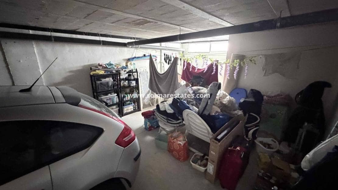 Casa de 3 habitaciones en Playa Flamenca en venta con piscina - 205.000 € (Ref: 9713457)