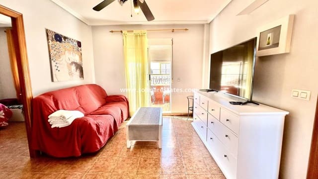 2 soverom Leilighet til salgs i Punta Prima, Orihuela med svømmebasseng - € 189 000 (Ref: 9713458)