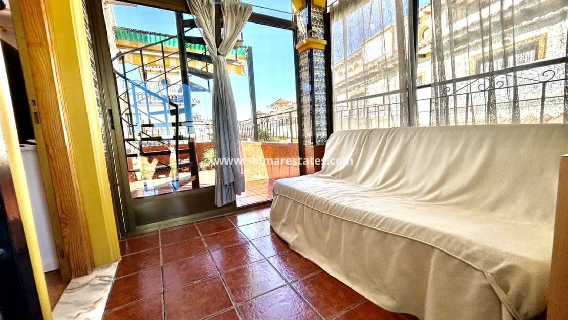 2 soveværelse Lejlighed til salg i Orihuela Costa med swimmingpool - € 189.000 (Ref: 9713458)