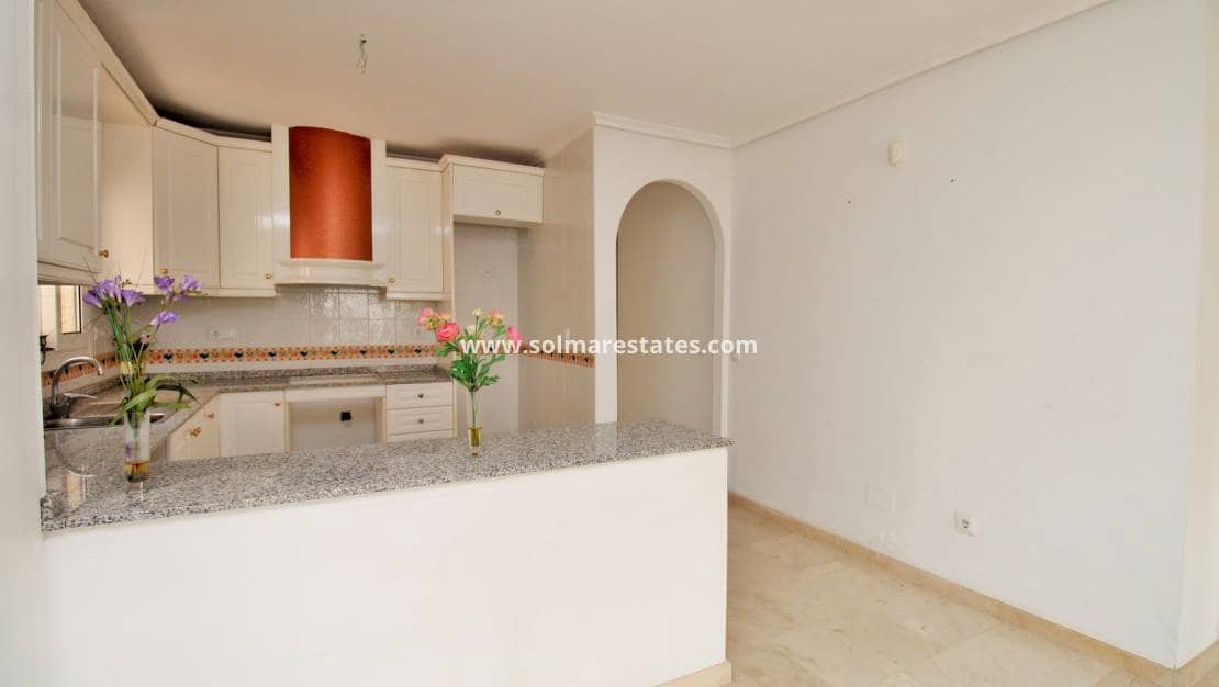 2 bedroom Apartment for sale in Playa Flamenca with pool - € 169,000 (Ref: 9713459)