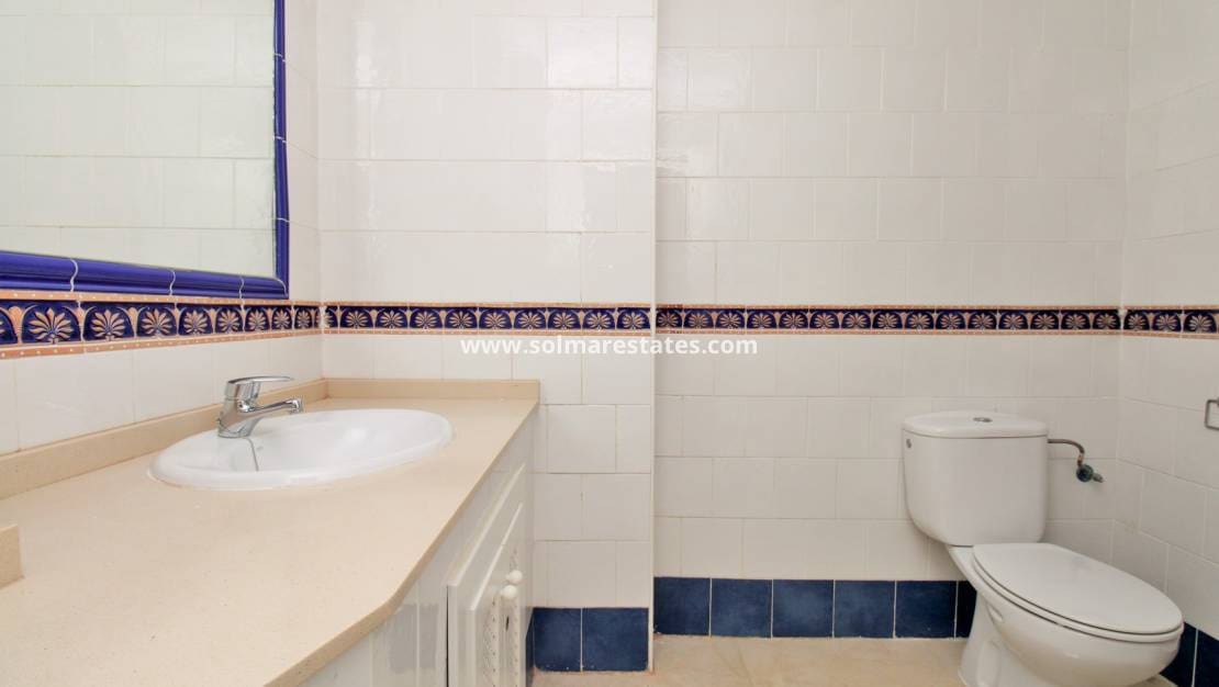 2 bedroom Apartment for sale in Playa Flamenca with pool - € 169,000 (Ref: 9713459)