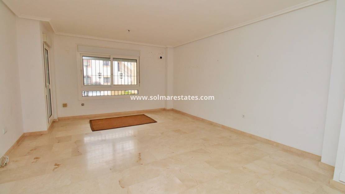 2 bedroom Apartment for sale in Playa Flamenca with pool - € 169,000 (Ref: 9713459)