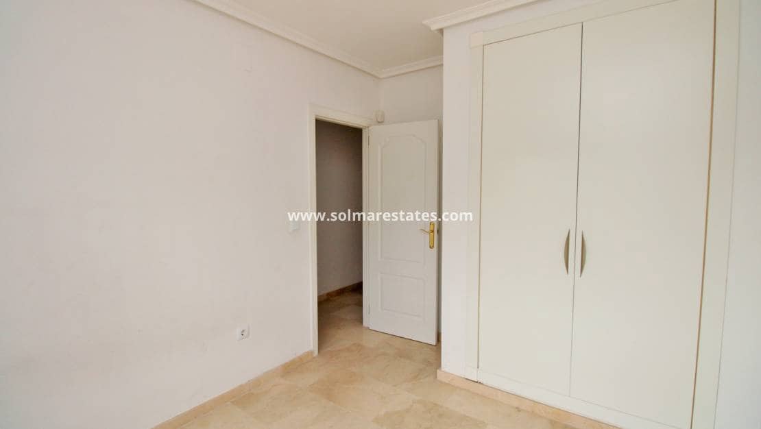 2 bedroom Apartment for sale in Playa Flamenca with pool - € 169,000 (Ref: 9713459)