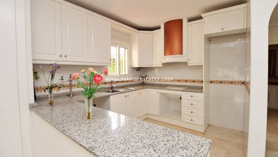 2 bedroom Apartment for sale in Playa Flamenca with pool - € 169,000 (Ref: 9713459)