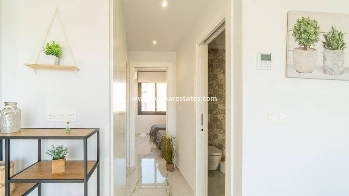 2 bedroom Apartment for sale in Villamartin with pool - € 325,000 (Ref: 9713854)
