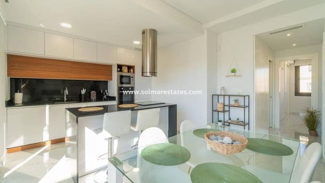 2 slaapkamer Appartement te koop in Villamartin, Orihuela met zwembad - € 325.000 (Ref: 9713854)