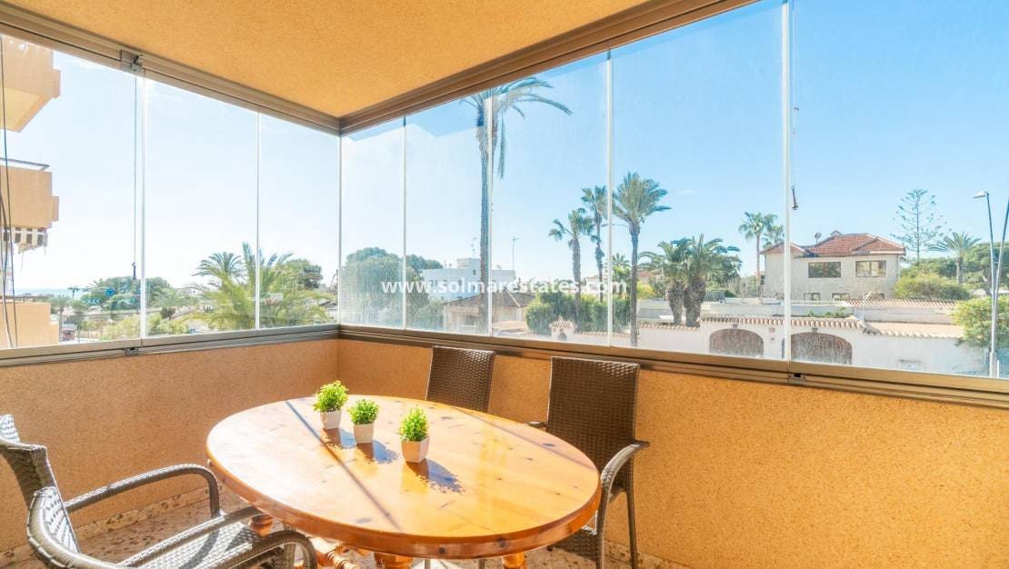 3 sovrum Lägenhet till salu i La Zenia med pool - 189 900 € (Ref: 9720437)