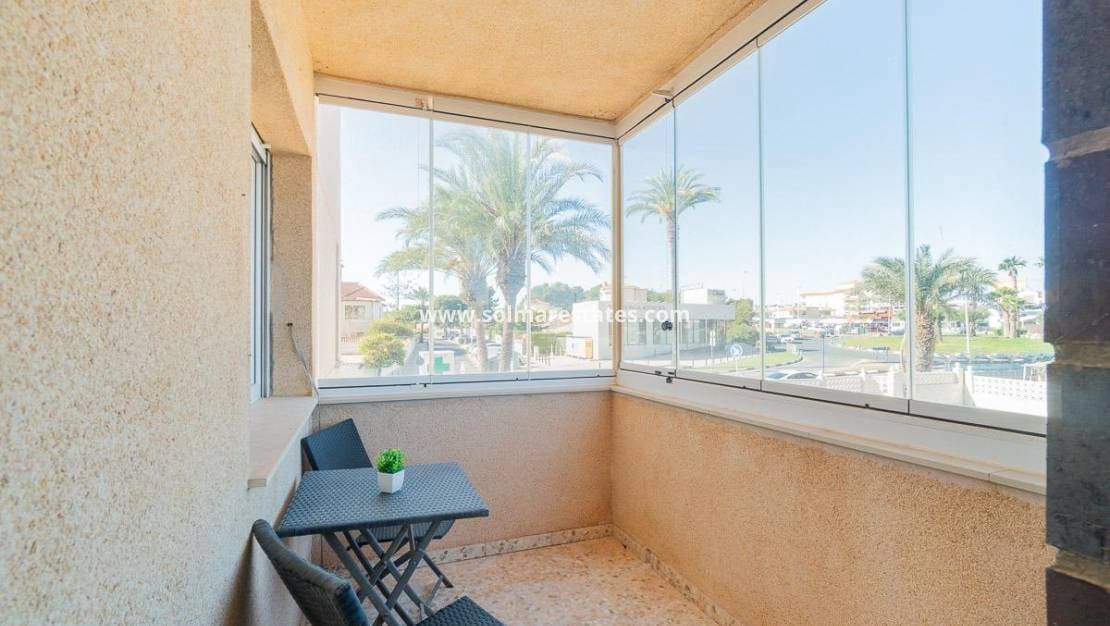 3 sovrum Lägenhet till salu i La Zenia med pool - 189 900 € (Ref: 9720437)