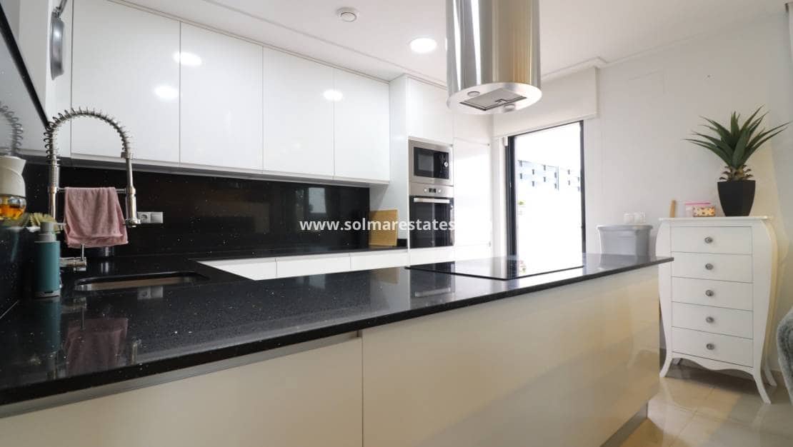 3 Zimmer Villa zu verkaufen in Benijofar mit Pool - 399.950 € (Ref: 9720441)