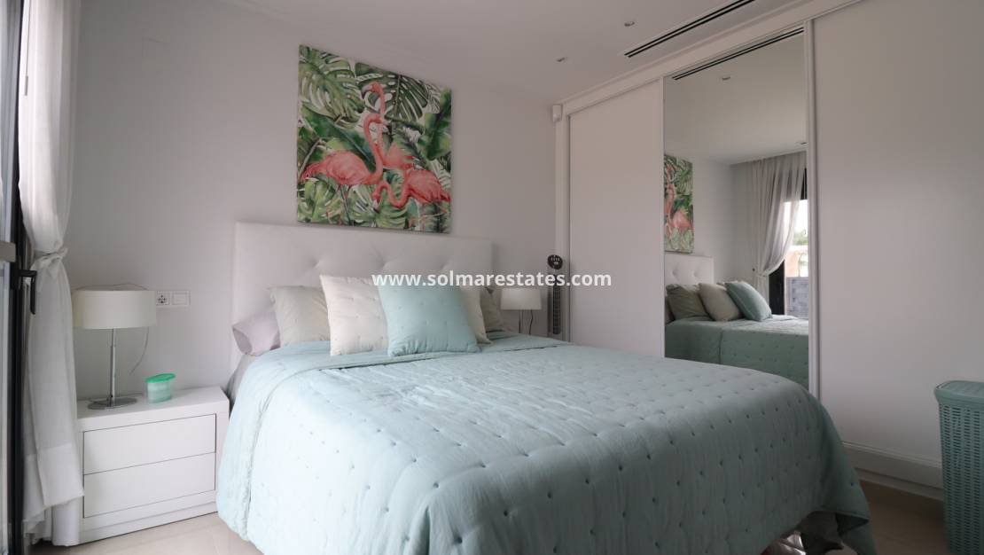 3 Zimmer Villa zu verkaufen in Benijofar mit Pool - 399.950 € (Ref: 9720441)