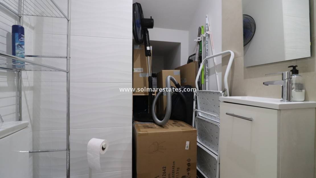 3 Zimmer Villa zu verkaufen in Benijofar mit Pool - 399.950 € (Ref: 9720441)