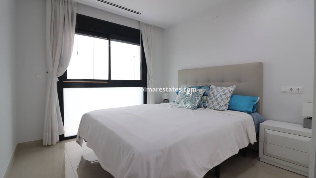 3 Zimmer Villa zu verkaufen in Benijofar mit Pool - 399.950 € (Ref: 9720441)