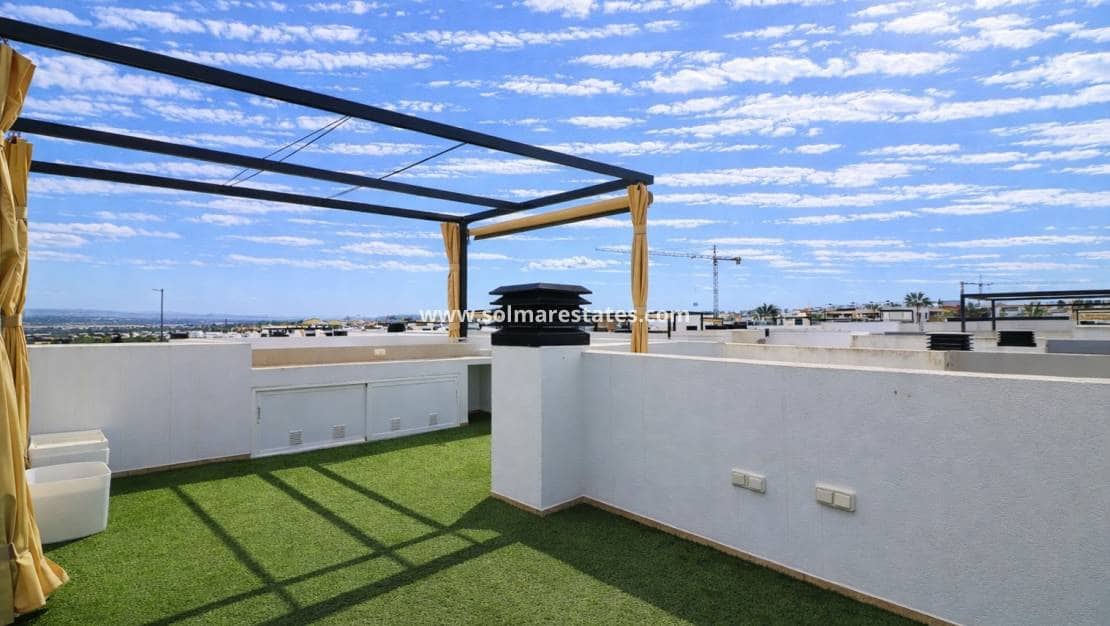 3 Zimmer Villa zu verkaufen in Benijofar mit Pool - 399.950 € (Ref: 9720441)