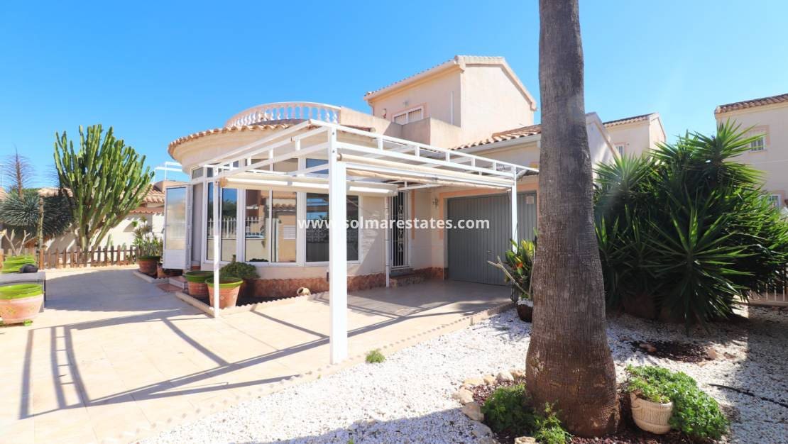 2 Zimmer Villa zu verkaufen in Ciudad Quesada - 274.950 € (Ref: 9720442)