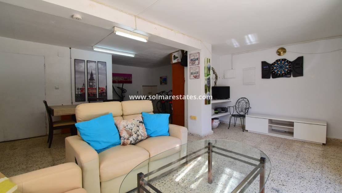 4 soverom Kjedet enebolig til salgs i Los Balcones med svømmebasseng - € 430 000 (Ref: 9720443)