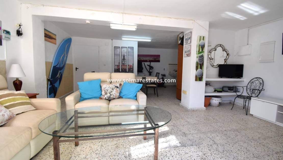 4 soverom Kjedet enebolig til salgs i Los Balcones med svømmebasseng - € 430 000 (Ref: 9720443)