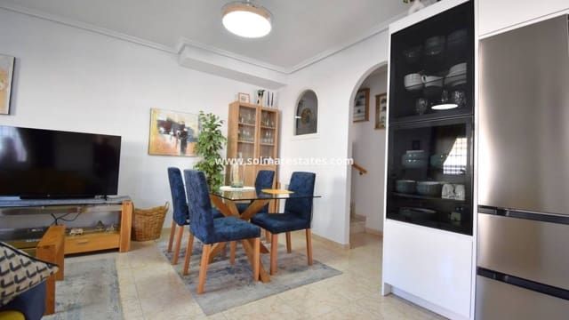 Casa de 3 habitaciones en Playa Flamenca, Orihuela en venta con piscina - 249.000 € (Ref: 9720450)