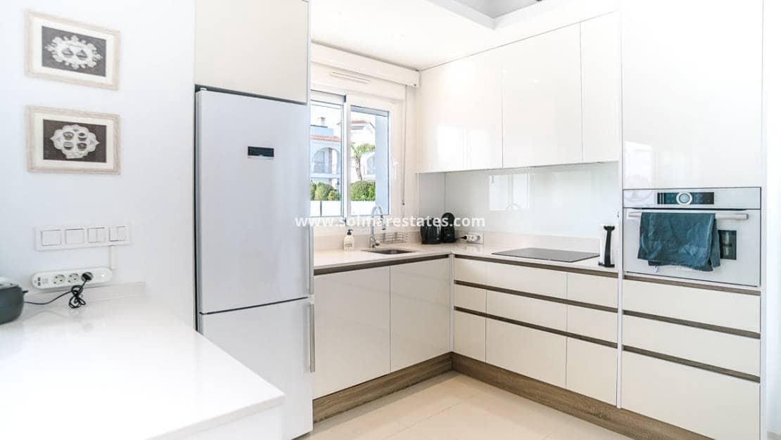 2 bedroom Apartment for sale in Dona Pepa with pool - € 319,500 (Ref: 9720567)