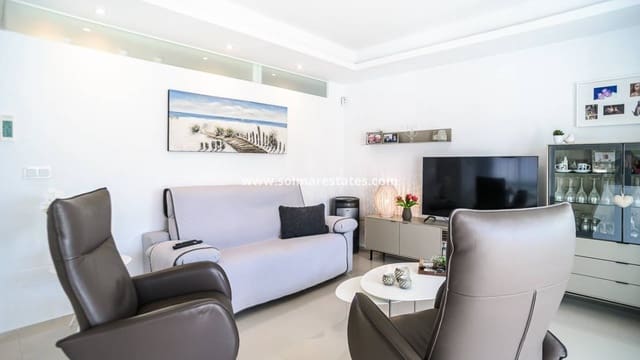 2 bedroom Apartment for sale in Doña Pepa, Rojales with pool - € 319,500 (Ref: 9720567)