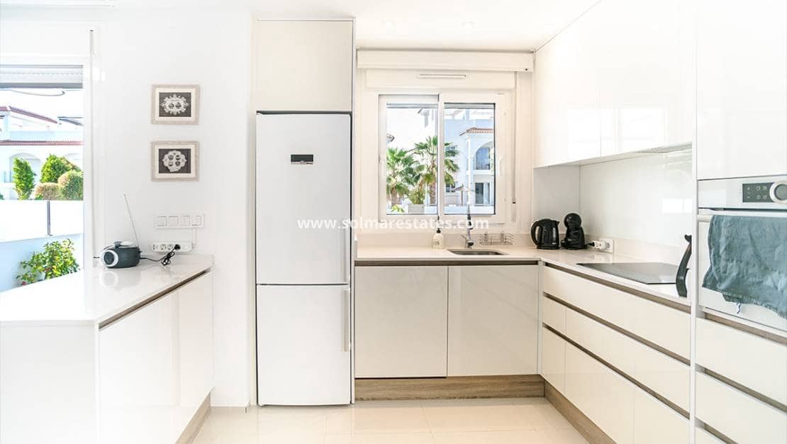 2 bedroom Apartment for sale in Dona Pepa with pool - € 319,500 (Ref: 9720567)