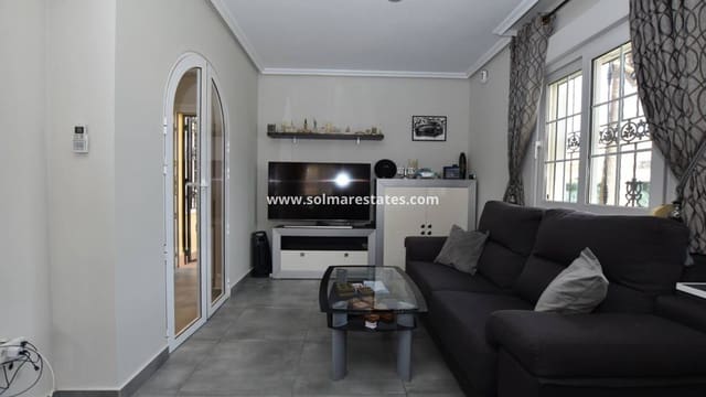 3 quarto Moradia para venda em Villamartin, Orihuela com piscina - 445 000 € (Ref: 9723505)