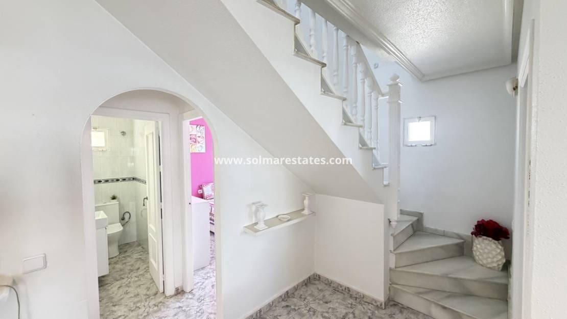 3 sovrum Lägenhet till salu i La Zenia med pool - 189 995 € (Ref: 9726206)