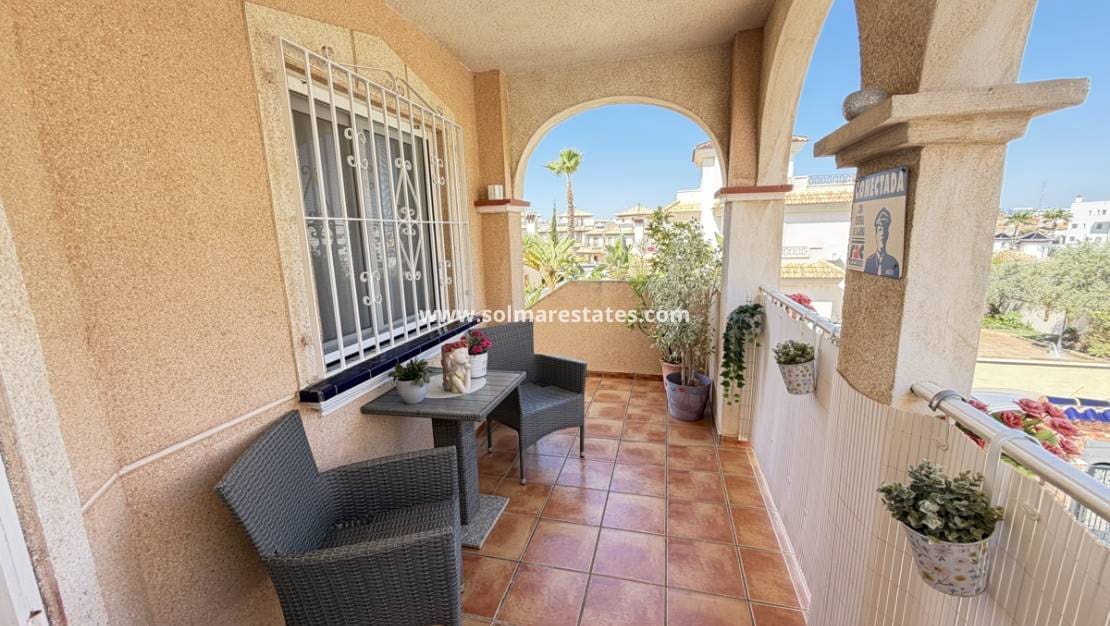 3 sovrum Lägenhet till salu i La Zenia med pool - 189 995 € (Ref: 9726206)