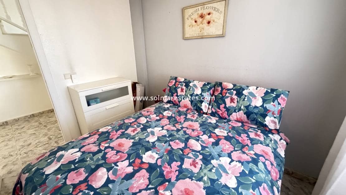 3 sovrum Lägenhet till salu i La Zenia med pool - 189 995 € (Ref: 9726206)