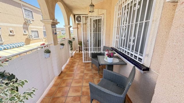 3 soveværelse Lejlighed til salg i La Zenia, Orihuela med swimmingpool - € 189.995 (Ref: 9726206)
