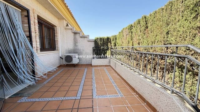 2 soveværelse Bungalow til salg i Villamartin, Orihuela med swimmingpool - € 199.995 (Ref: 9726207)