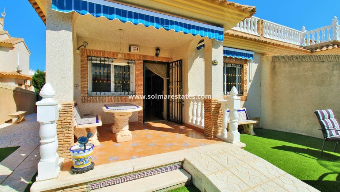 Pareado de 3 habitaciones en Playa Flamenca en venta con piscina - 249.950 € (Ref: 9727071)