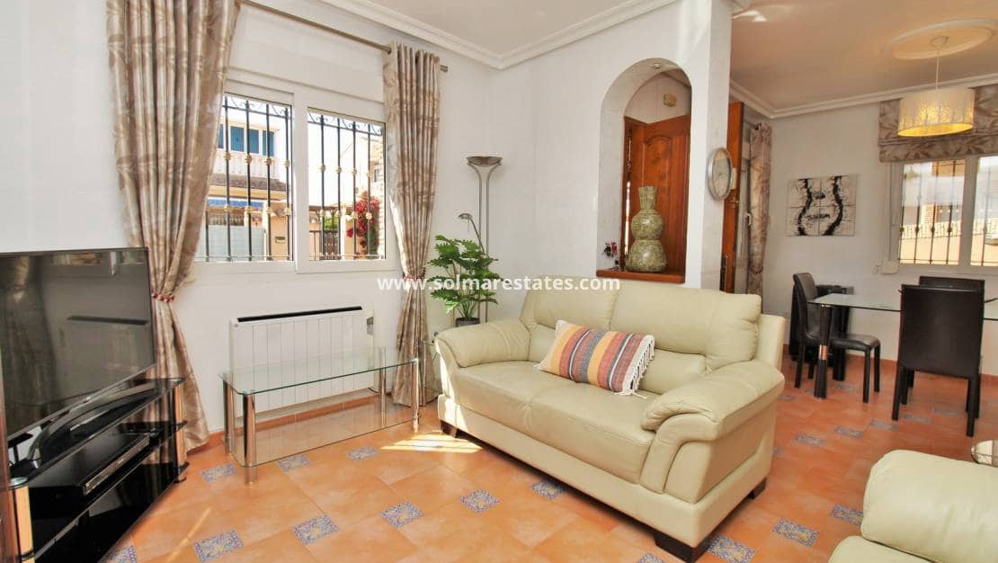 Pareado de 3 habitaciones en Playa Flamenca en venta con piscina - 249.950 € (Ref: 9727071)