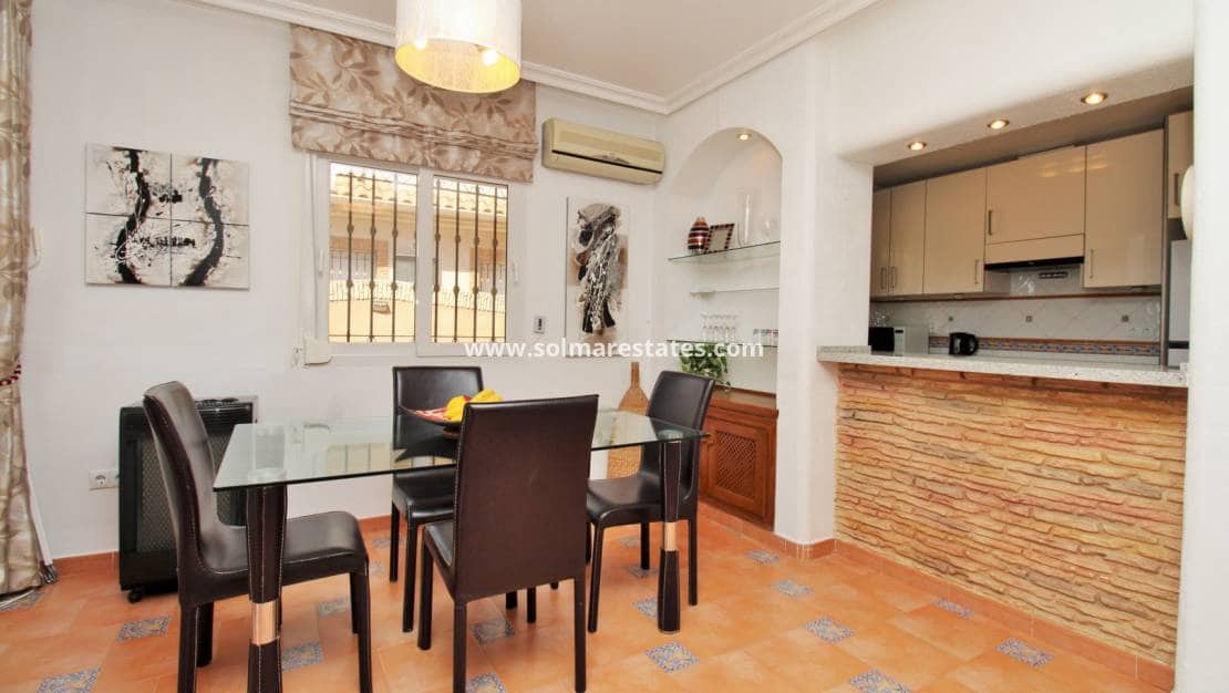 Pareado de 3 habitaciones en Playa Flamenca en venta con piscina - 249.950 € (Ref: 9727071)