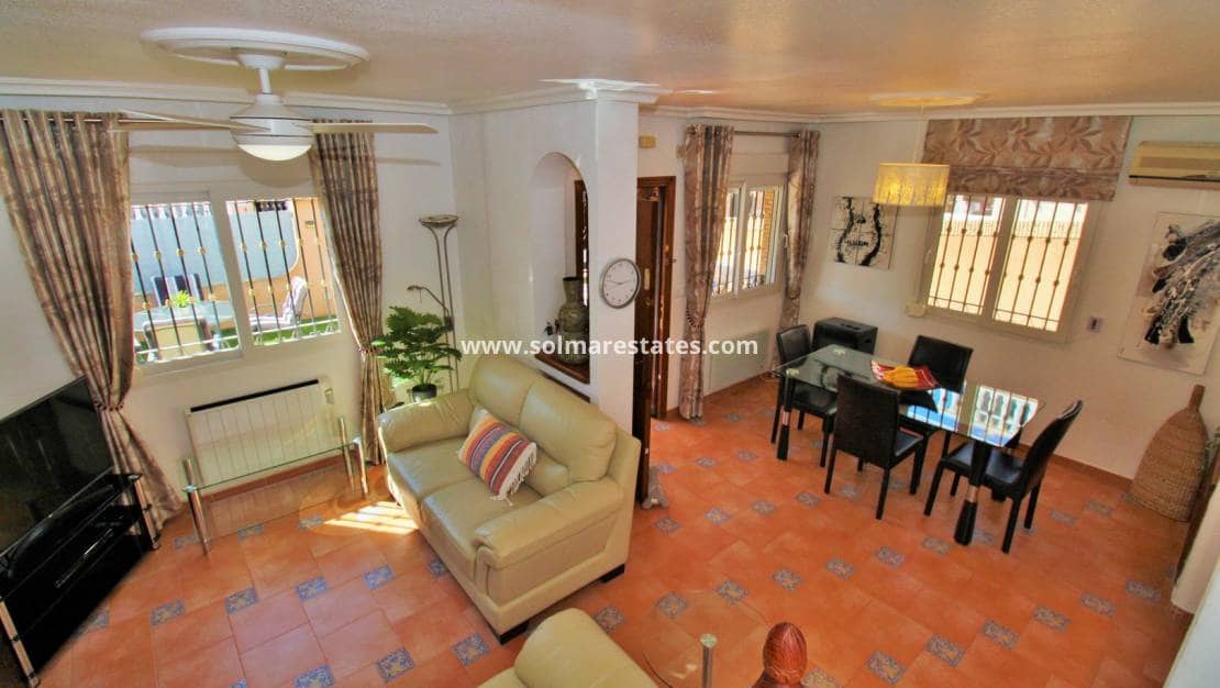 Pareado de 3 habitaciones en Playa Flamenca en venta con piscina - 249.950 € (Ref: 9727071)