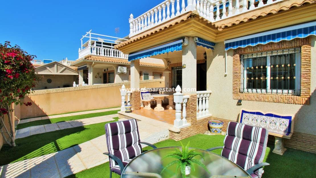 Pareado de 3 habitaciones en Playa Flamenca en venta con piscina - 249.950 € (Ref: 9727071)