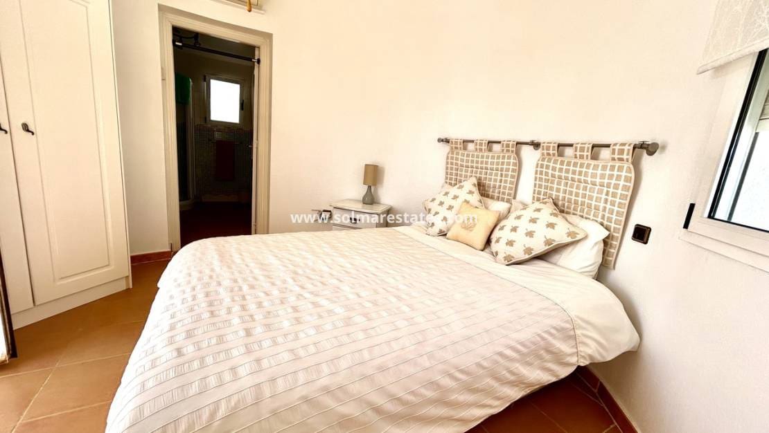 4 bedroom Villa for sale in Pinar de Campoverde with pool - € 460,000 (Ref: 9730813)