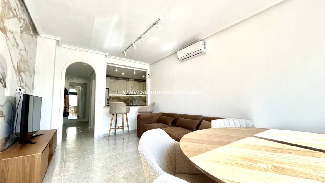 2 bedroom Apartment for sale in Campoamor with pool - € 249,000 (Ref: 9730814)