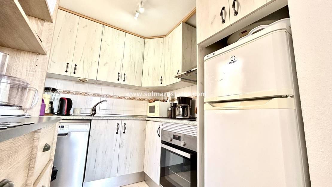 3 quarto Apartamento para venda em La Zenia com piscina - 205 000 € (Ref: 9733384)