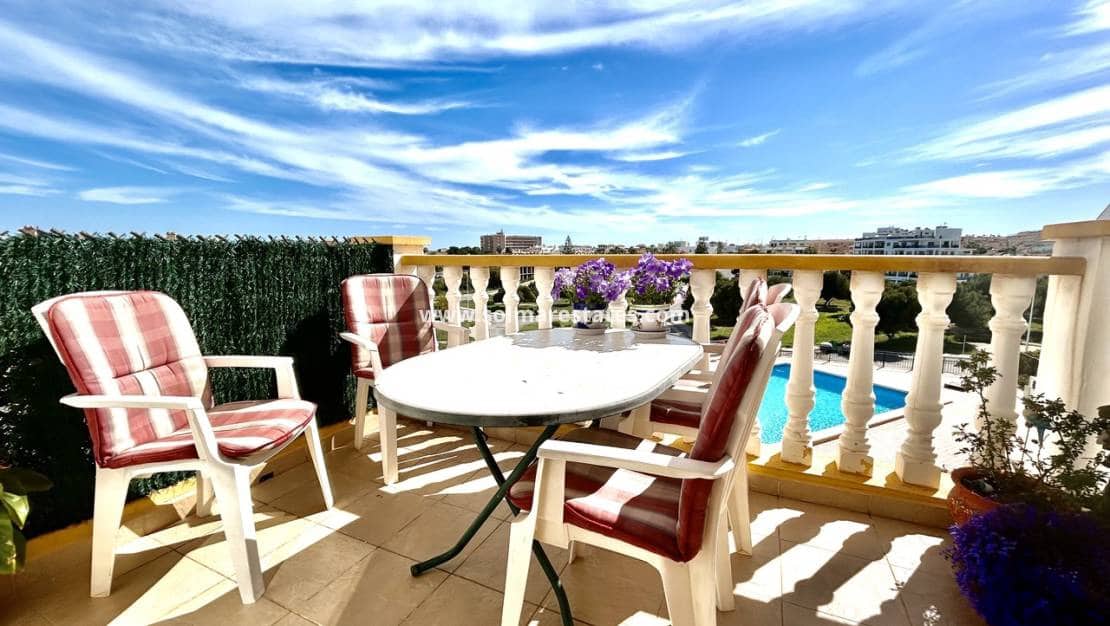 3 quarto Apartamento para venda em La Zenia com piscina - 205 000 € (Ref: 9733384)