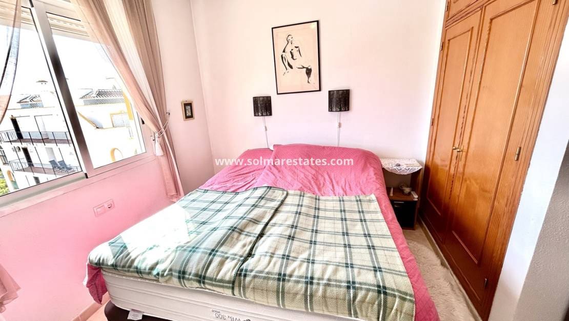 3 quarto Apartamento para venda em La Zenia com piscina - 205 000 € (Ref: 9733384)