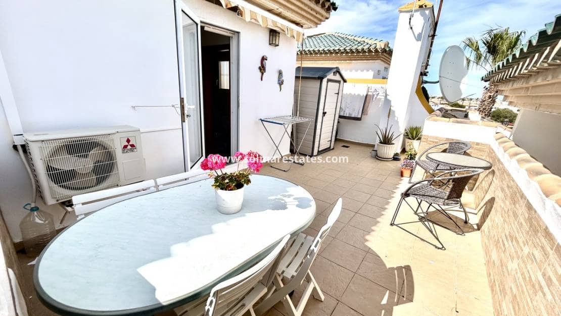 3 quarto Apartamento para venda em La Zenia com piscina - 205 000 € (Ref: 9733384)