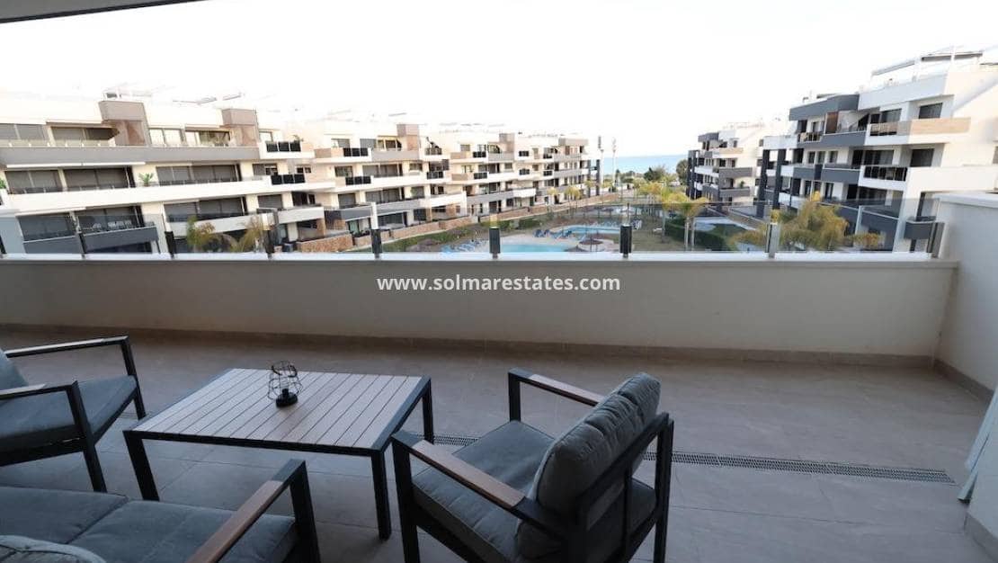 2 slaapkamer Appartement te koop in Playa Flamenca met zwembad - € 358.000 (Ref: 9733593)