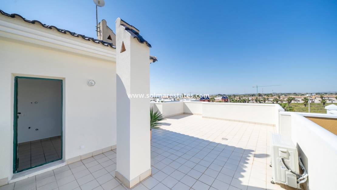 2 quarto Apartamento para venda em Dona Pepa com piscina - 229 000 € (Ref: 9736130)